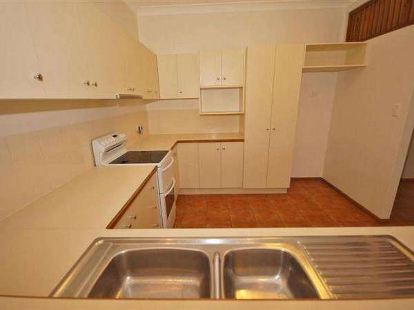 9 Jak Gee Street, Redlynch - Thumbnail 7