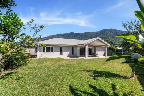 16 Noipo Cct, Redlynch - Thumbnail 2