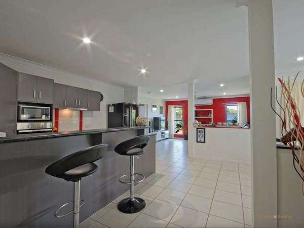 21 Springbrook Ave, Redlynch - Thumbnail 4