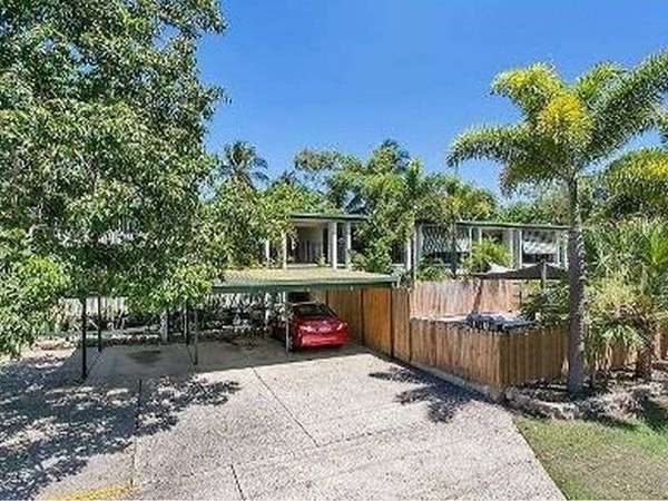 102 Wistaria St, Holloways Beach - Thumbnail 3