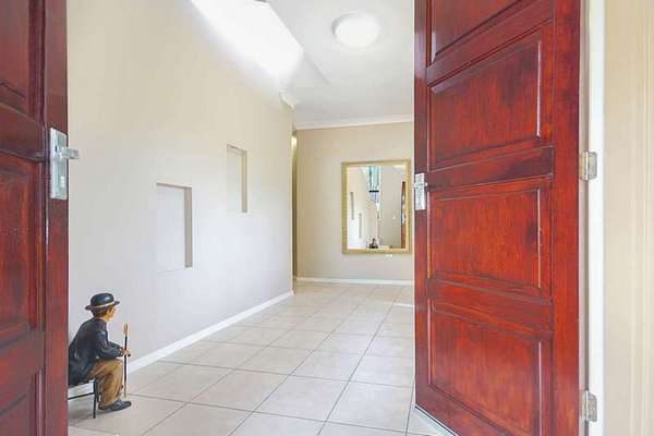 32 Fairley Street, Redlynch - Thumbnail 3