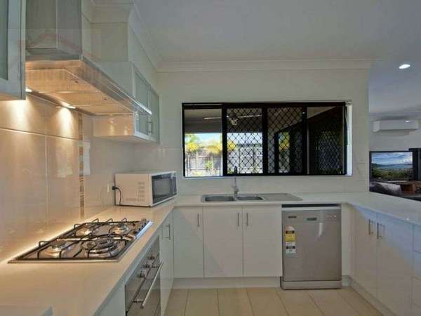 16 Sandridge Way, Trinity Park - Thumbnail 5