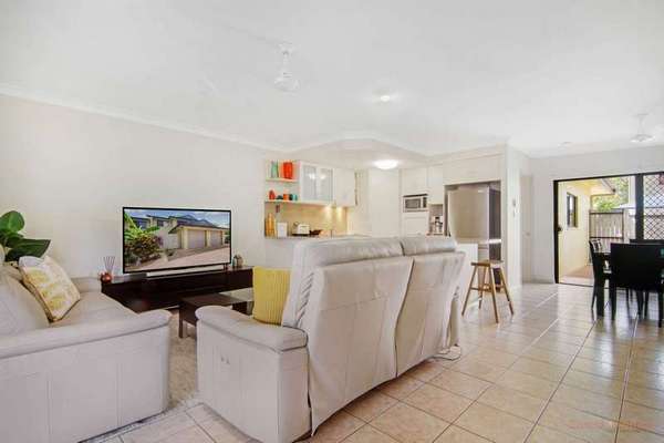 11/24-26 Old Smithfield Road, Freshwater - Thumbnail 6