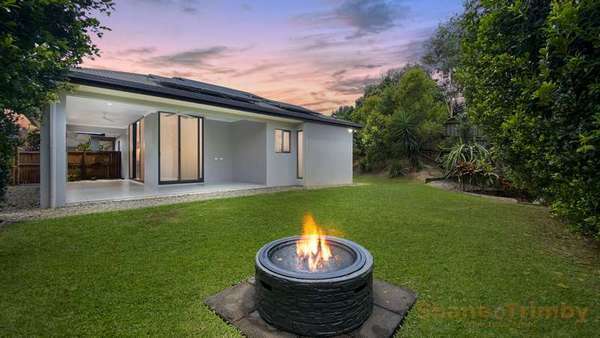 22 Tyson Place, Redlynch - Thumbnail 3