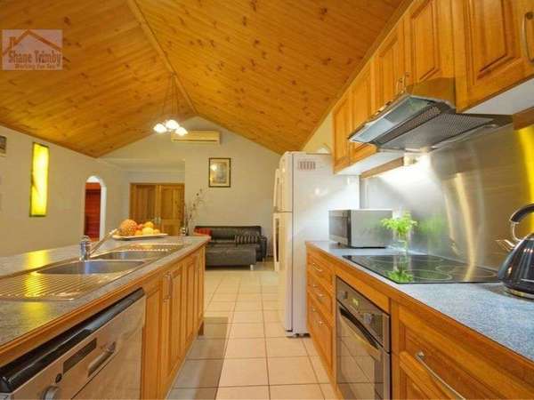 61 Jungara Road, Redlynch - Thumbnail 8