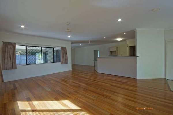 32 Tyrconnell Crescent, Redlynch - Thumbnail 5