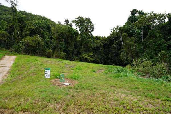106-108 Cascades Drive, Redlynch - Thumbnail 4