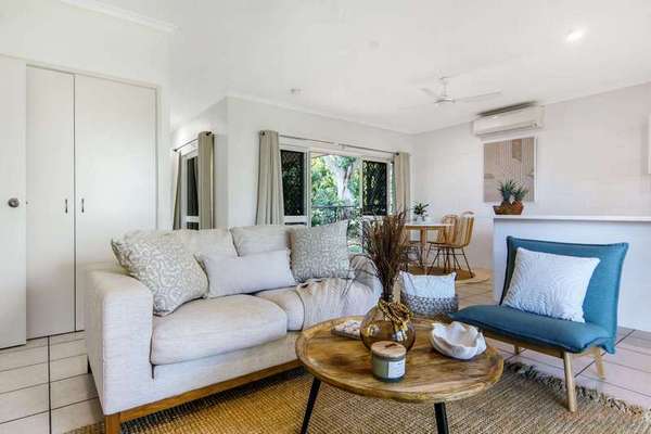 18/2 Lake Placid Rd, Caravonica - Thumbnail 2