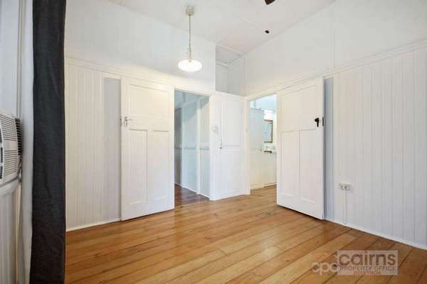 14 Whitfield St, Aeroglen - Thumbnail 5