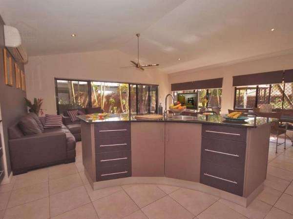 6 Yvette Court, Brinsmead - Thumbnail 7