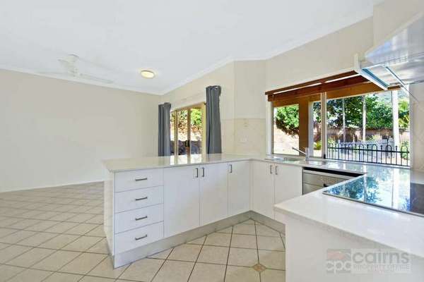 26 Fairley Street, Redlynch - Thumbnail 4