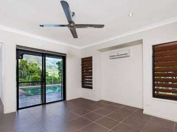 1 Stapleton Close, Redlynch - Thumbnail 7
