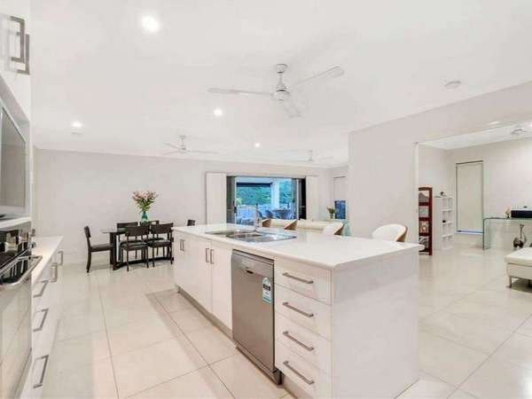 7 Queely Close, Redlynch - Thumbnail 7