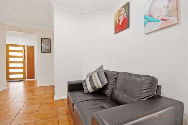 28 Meander Close, Brinsmead - Thumbnail 8