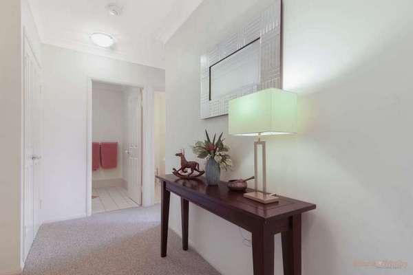 11/24-26 Old Smithfield Road, Freshwater - Thumbnail 2