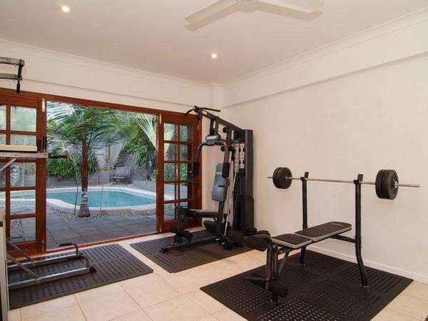 8 Ellestree Close, Redlynch - Thumbnail 7