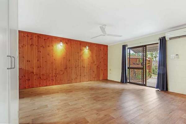 1/6 Armbrust St, Manoora - Thumbnail 2