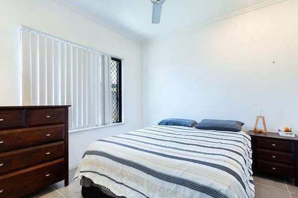 13 John Malcolm St, Redlynch - Thumbnail 5