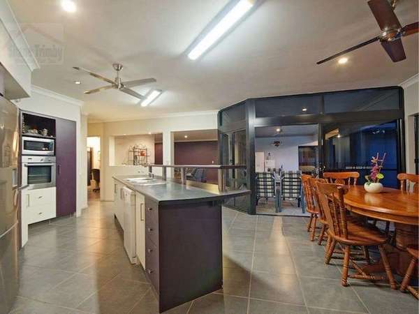 11 Fitzmaurice Drive, Bentley Park - Thumbnail 3