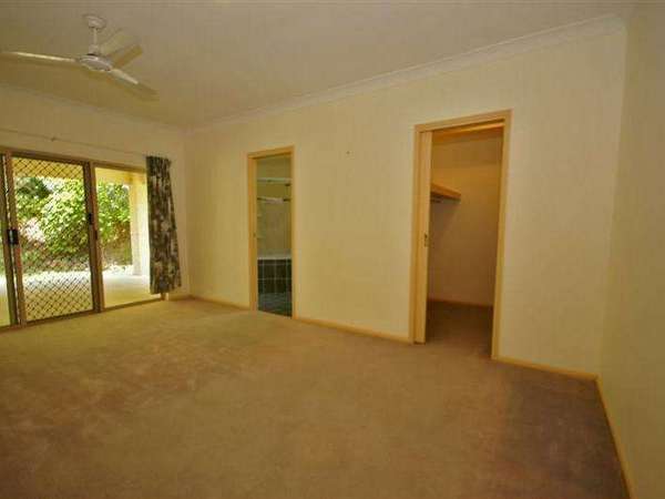 13 Jak Gee Street, Redlynch - Thumbnail 7