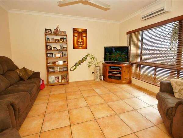 8 William Hickey Street, Redlynch - Thumbnail 5