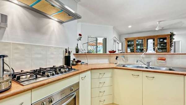 9 Staghorn Close, Kamerunga - Thumbnail 5