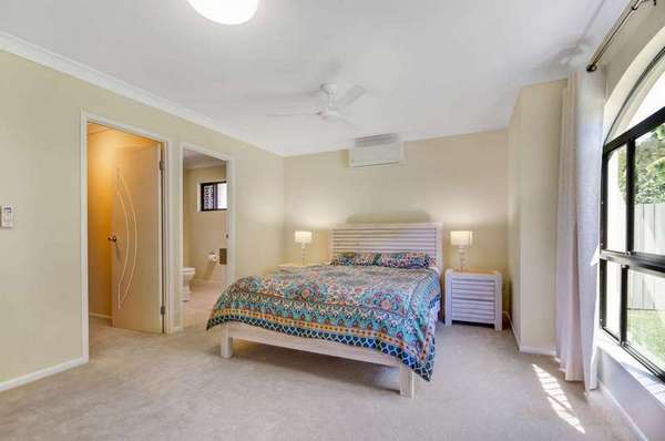 29 Huntley Crescent, Redlynch - Thumbnail 2