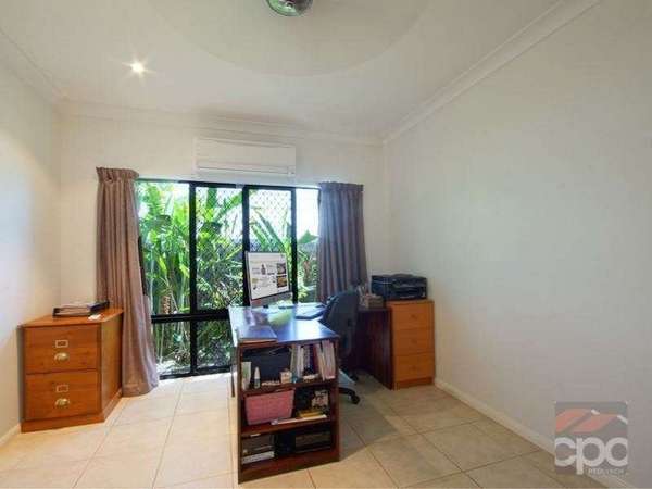 8 Ellestree Close, Redlynch - Thumbnail 7