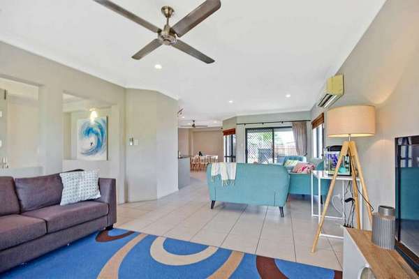 7 Byron Terrace, Redlynch - Thumbnail 4