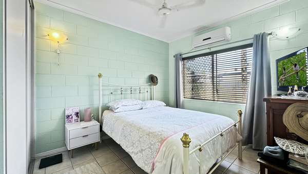 2/40-42 Old Smithfield Road, Freshwater - Thumbnail 3