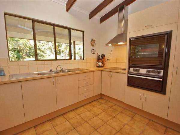33 Longden Street, Brinsmead - Thumbnail 3