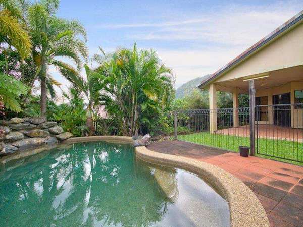 30 Fairley Street, Redlynch - Thumbnail 2