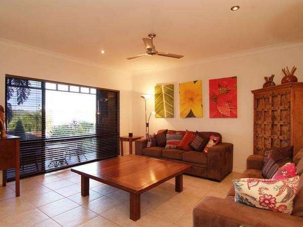 8 Ellestree Close, Redlynch - Thumbnail 5