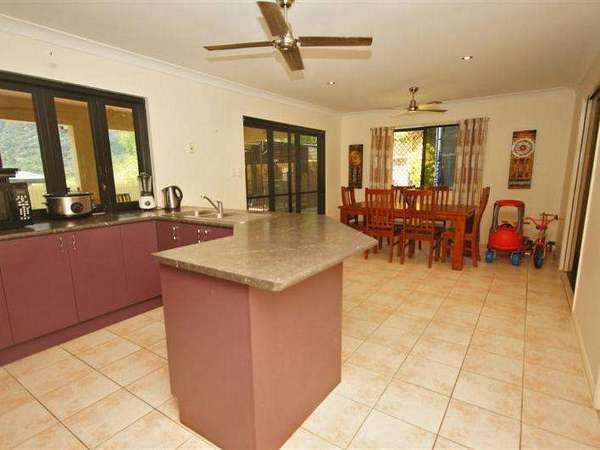 7 Willie Ming Close, Redlynch - Thumbnail 3