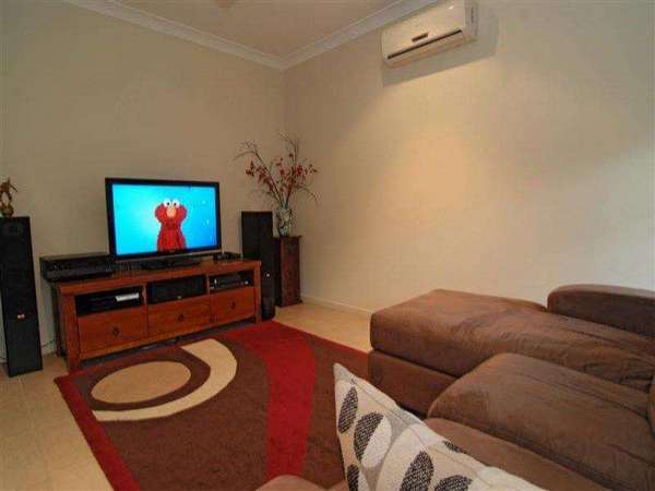 114 Xavier Herbert Drive, Redlynch - Thumbnail 4