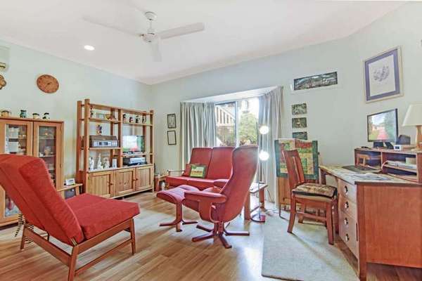 39 Village Terrace, Redlynch - Thumbnail 4