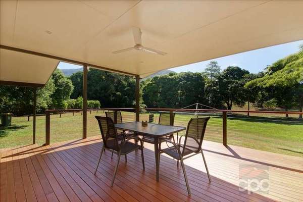 215 Harvey Road, Redlynch - Thumbnail 2