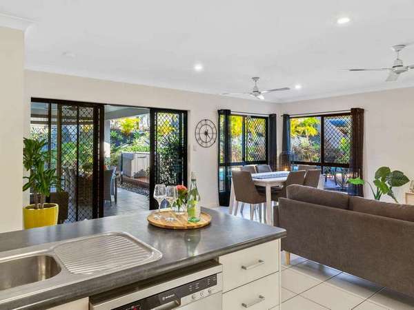 8-10 Willoughby Close, Redlynch - Thumbnail 4