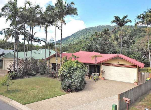 11 Fairley St, Redlynch - Thumbnail 2