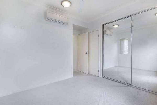 1-13 Ernest St, Redlynch - Thumbnail 7