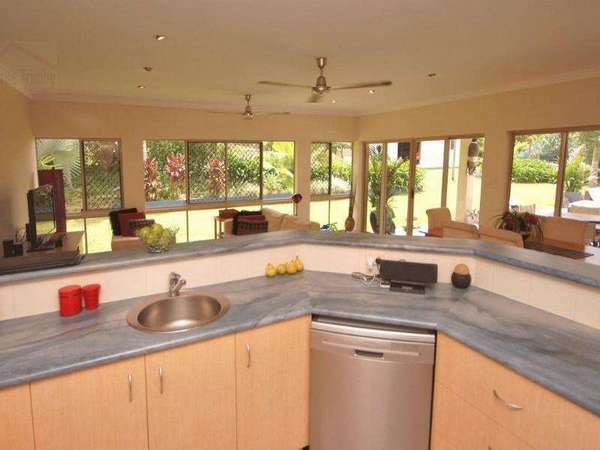 5-7 Mary Parker Drive, Redlynch - Thumbnail 8
