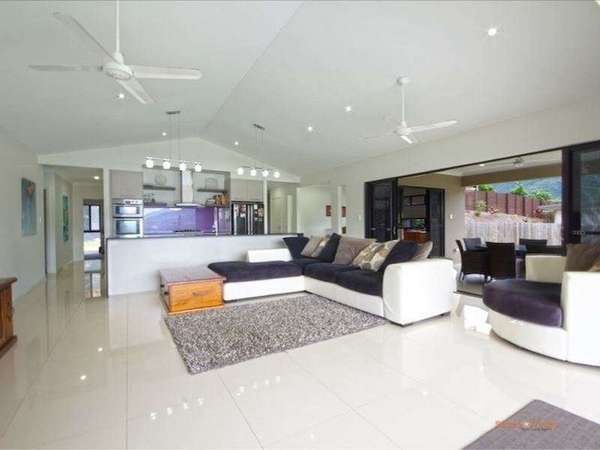 9 Lowther Close, Redlynch - Thumbnail 3