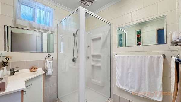 6 Venezia Street, Woree - Thumbnail 5