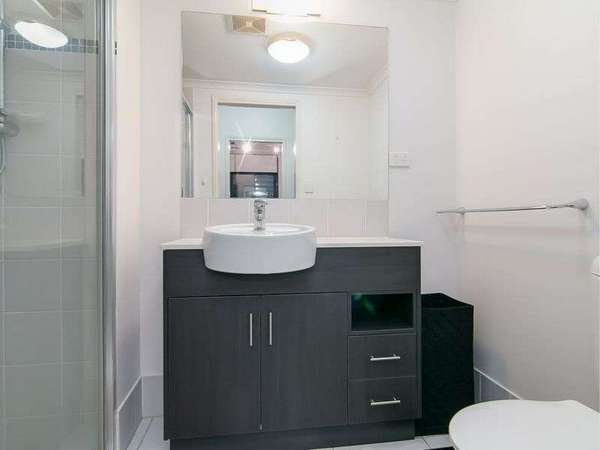 294-310 Kamerunga Road, Freshwater - Thumbnail 5