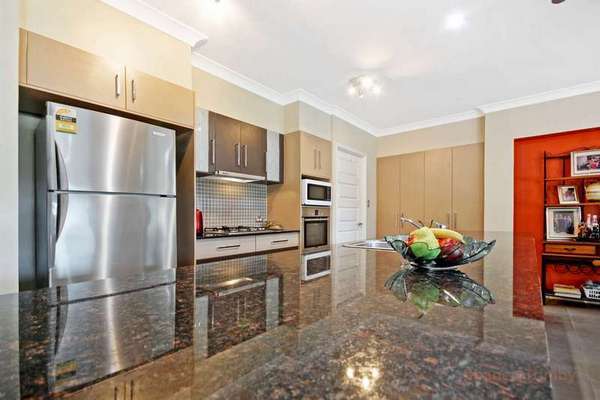 3 Govern Close, Redlynch - Thumbnail 2