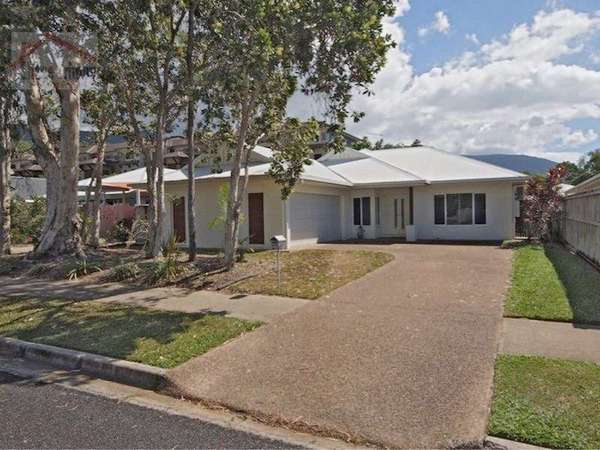 28 St Crispin Street, Clifton Beach - Thumbnail 2
