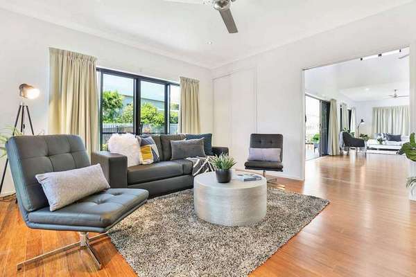 5 Lagoon Drive, Trinity Beach - Thumbnail 2