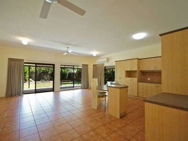 40 Fairley Street, Redlynch - Thumbnail 2