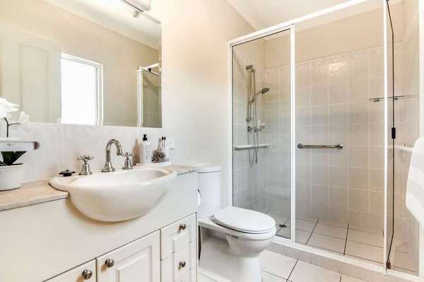 38 Village Terrace, Redlynch - Thumbnail 5