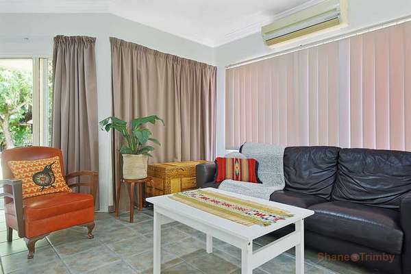 24 Fairley St, Redlynch - Thumbnail 5